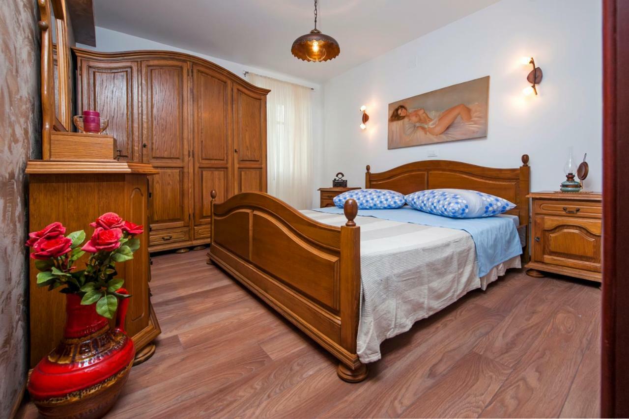 Apartamento Vista Mare - Sea View Rovinj Exterior foto