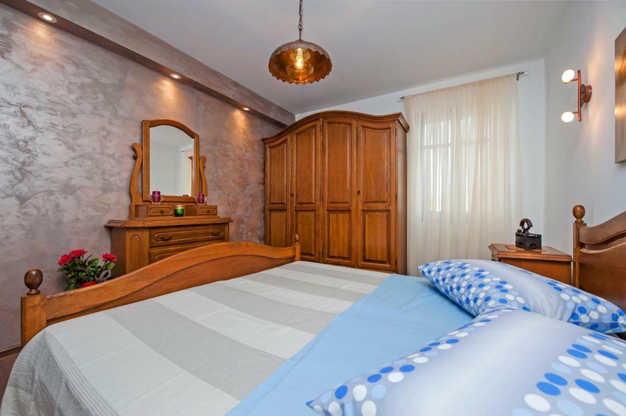 Apartamento Vista Mare - Sea View Rovinj Exterior foto